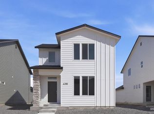 4290 N Camp Creek Ave, Meridian, ID 83646