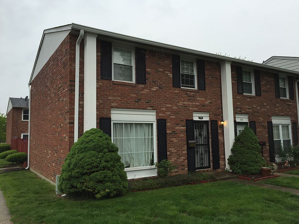 1st image of 702 Ferndale Ct