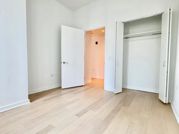 515 West 38th Street image 7 of 20