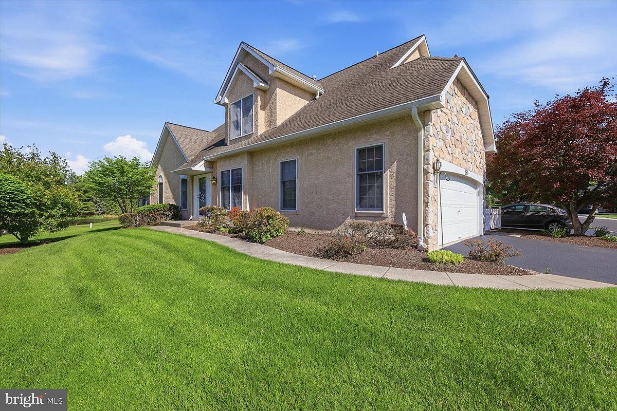 159 Sawgrass Dr