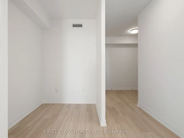 500 Wilson Ave #922 — Photo 16