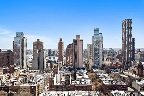 Rented by Corcoran | media 1