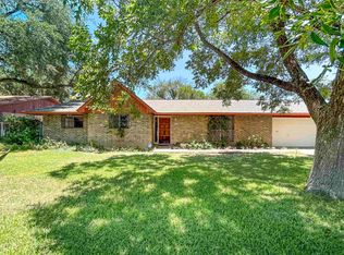 415 Longshadow Rd, Laredo, TX 78041