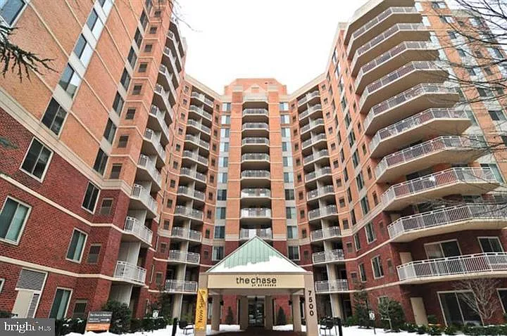 7500 Woodmont Ave #S620