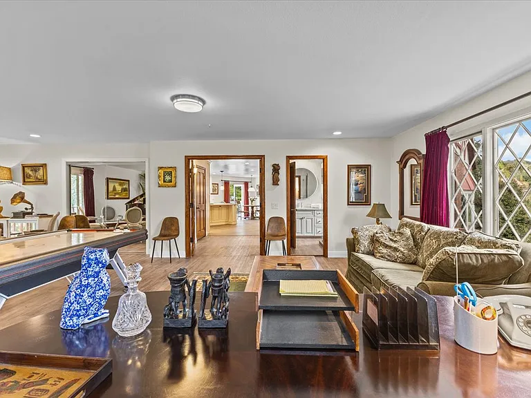 2705 Clear Creek Ln — Photo 22