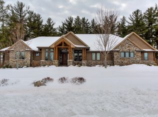13206 Timberline Dr, Urbandale, IA 50323