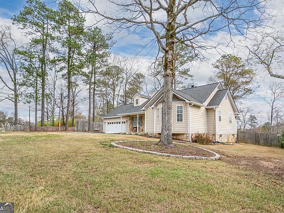 4th image of 25 Timberlane Ter SW