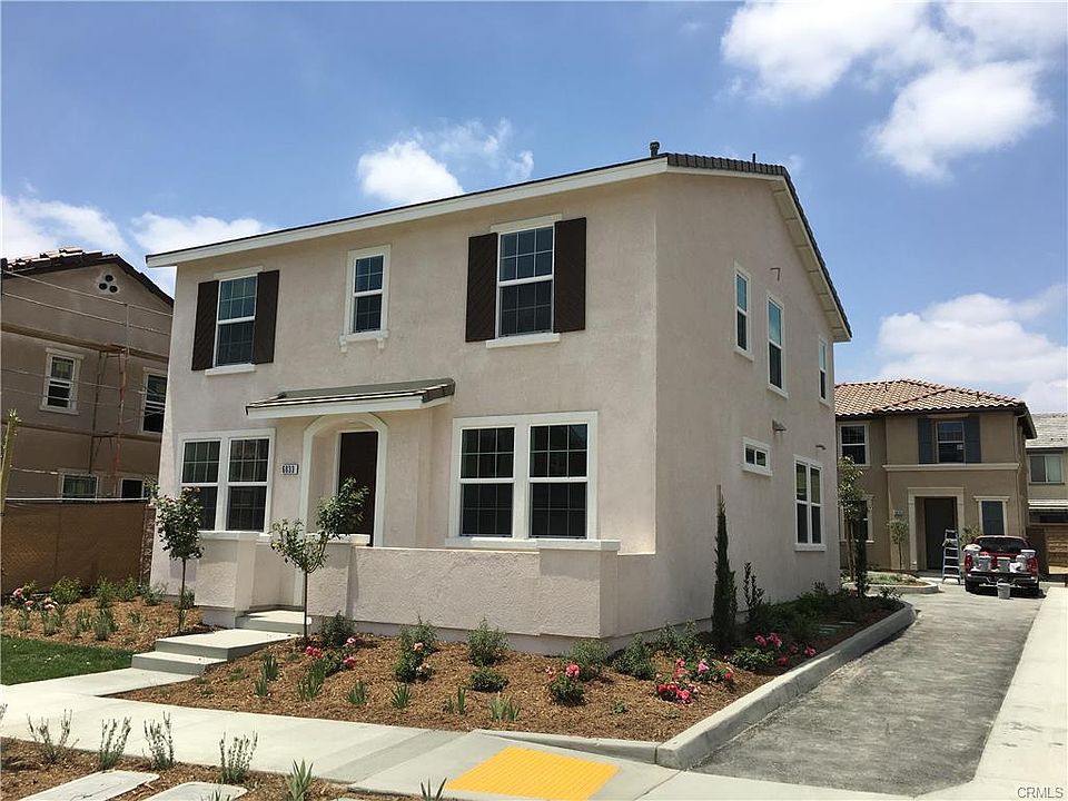 1st image of 6033 Rosewood Way