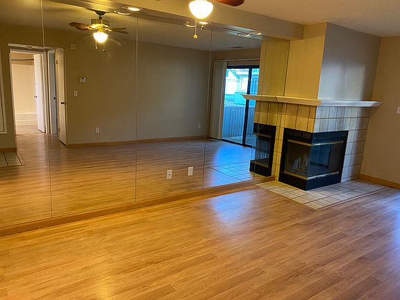 3rd image of 5005 Shalimar Cir