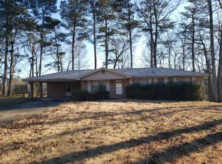 6166 Pebble Dr, Douglasville, GA 30135