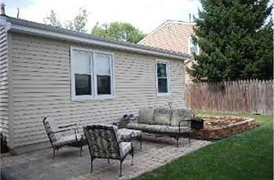 2nd image of 880 Geneva Dr