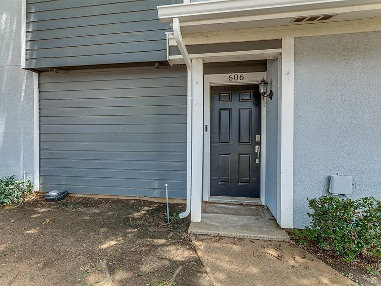 606 Ridgeline Dr — Photo 18