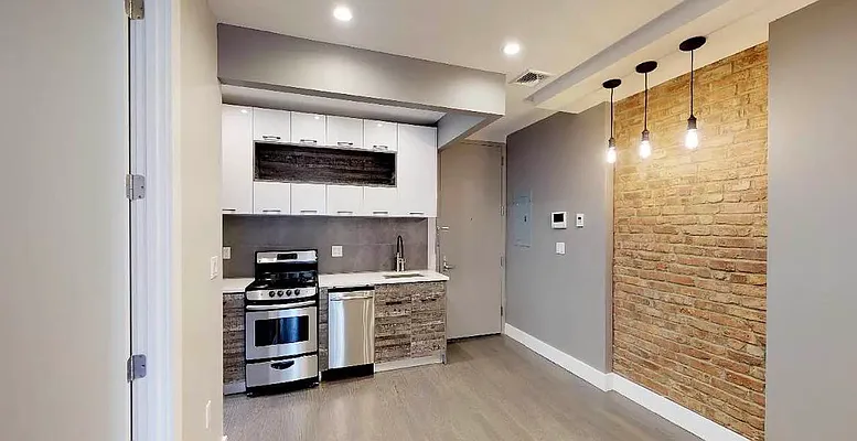 Rented by Reavis | media 2