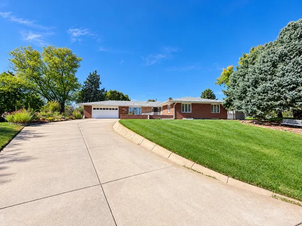 8 Eastgate Dr, Hill City, KS 67642
