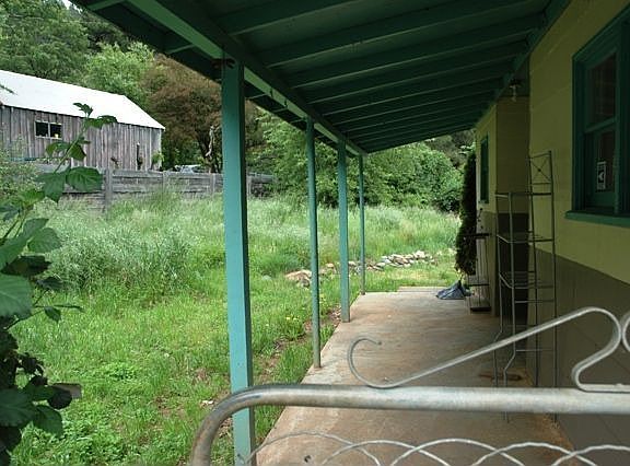 Covered rear porch