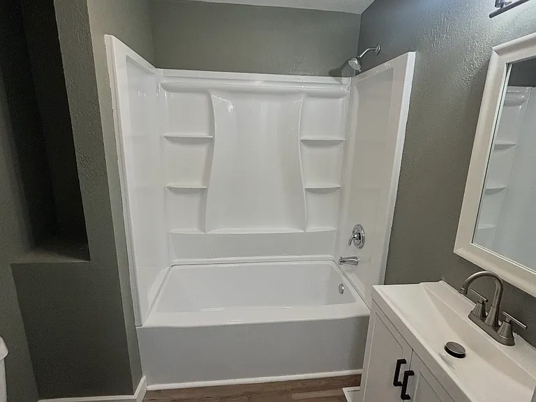 1822 Glendale Ave #1 — Photo 8