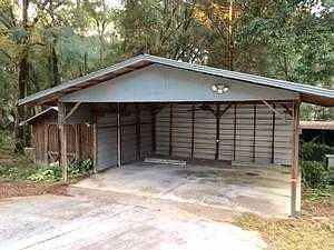 CARPORT