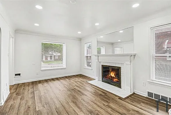 11276 Somerset Ave — Photo 4