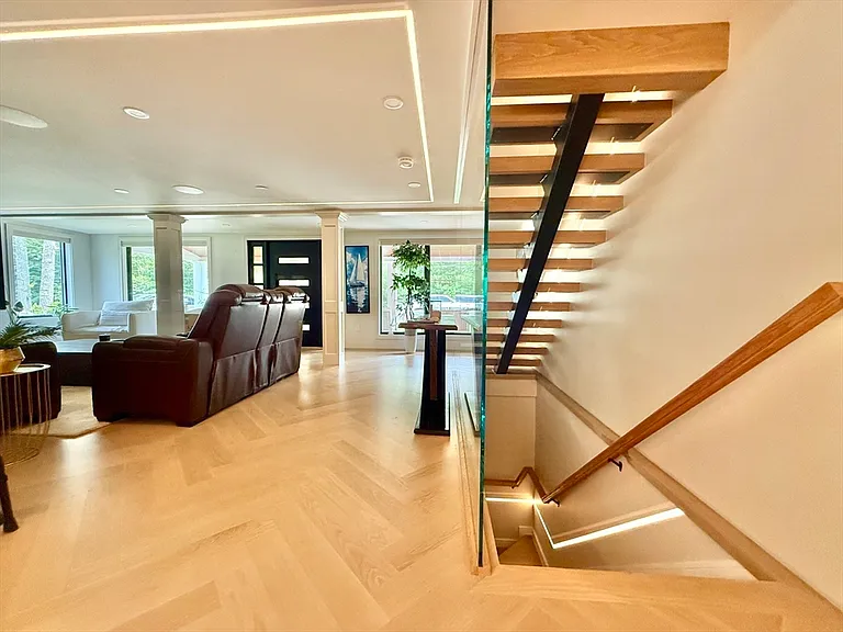 14 Bernard Cir — Photo 9