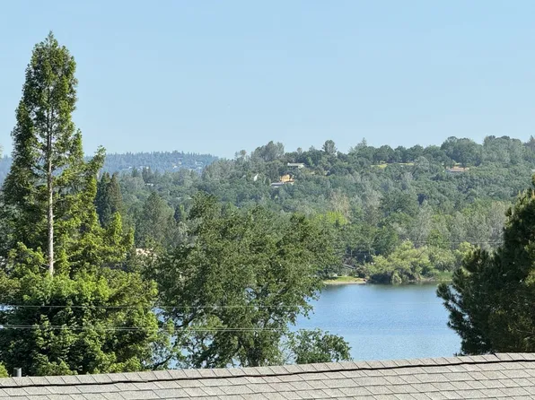 11700 Farm Ct, Auburn, CA 95602