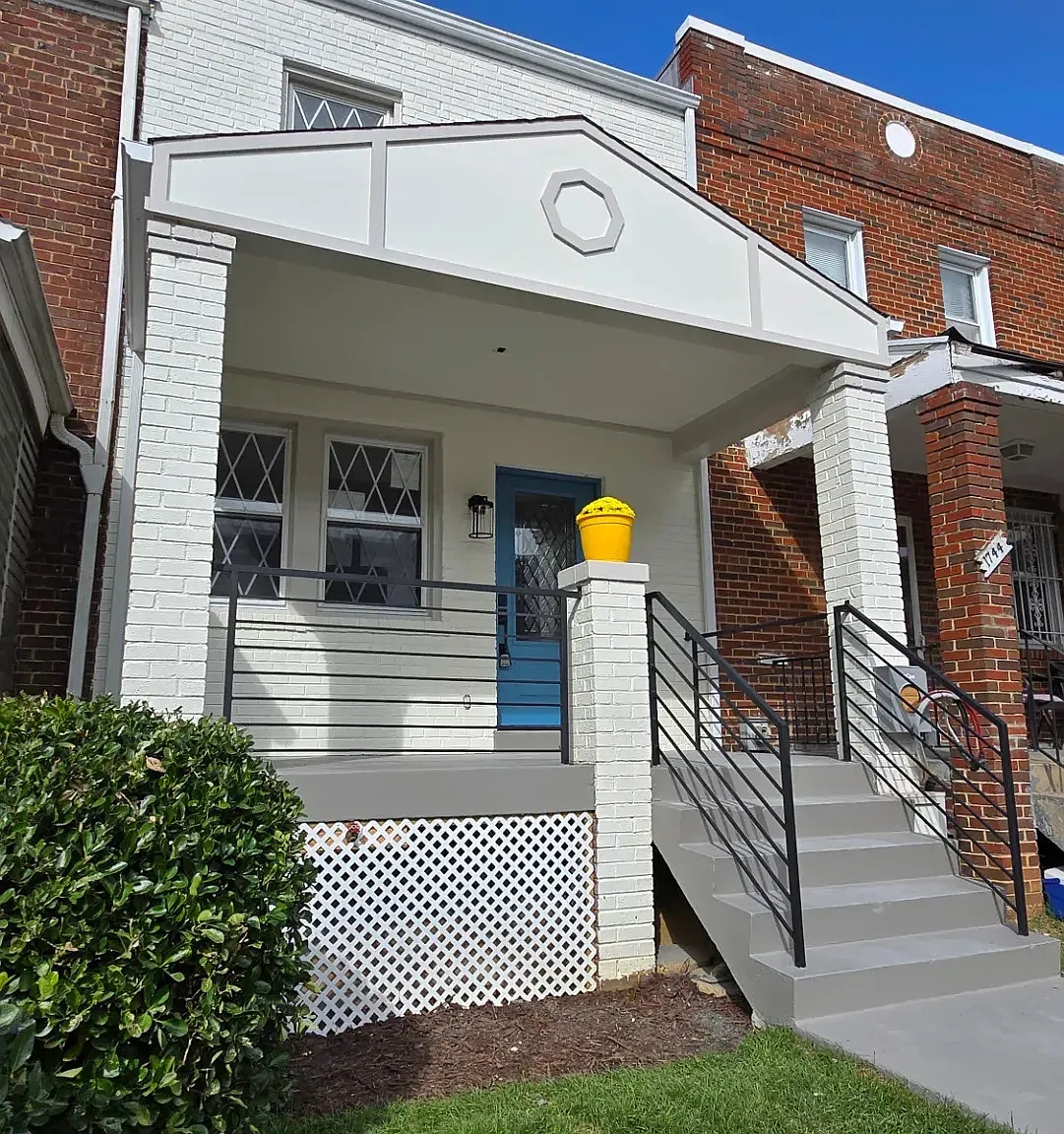 3 bed, 1450 sqft, $3,950 — Photo 1