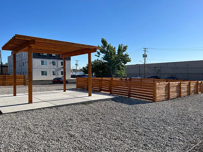 1 and 2 Bedroom Modern Renovated Living with a Community Courtyard & Dog Park in North Denver — Photo 6