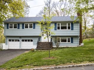 1 Buckingham Rd, West Orange, NJ 07052