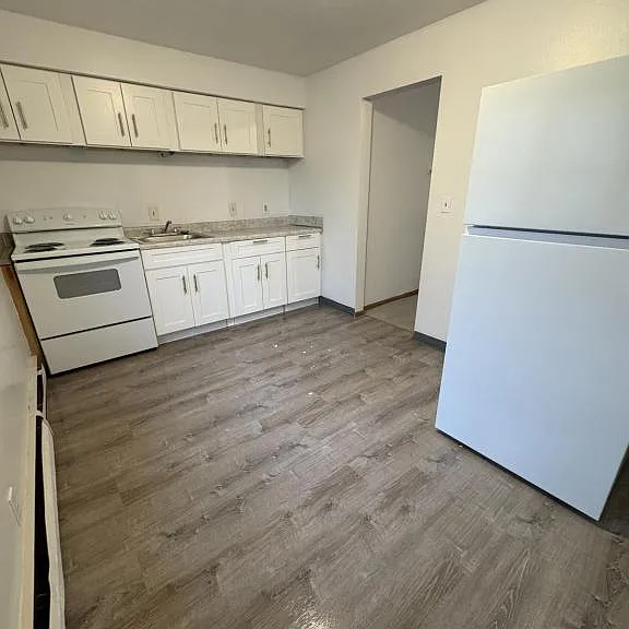3053 Hadley Ave #3 — Photo 5