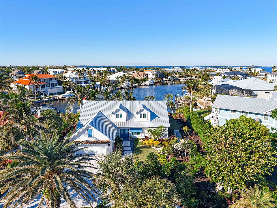 1st image of 750 Periwinkle Way
