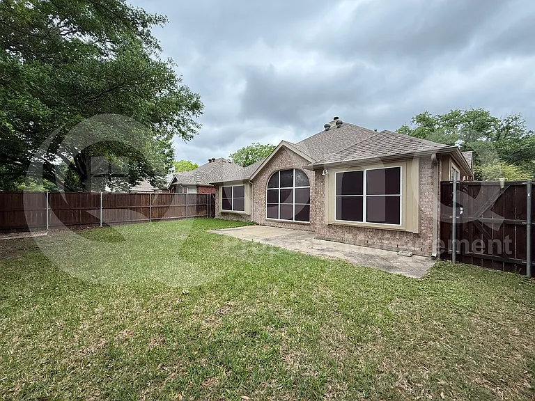 5901 Berkshire Rd — Photo 22
