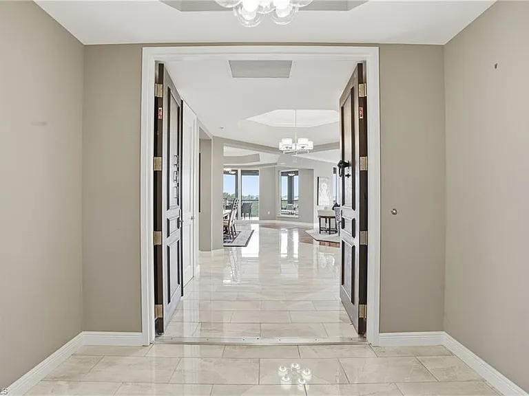 5051 Pelican Colony Blvd #301 — Photo 4