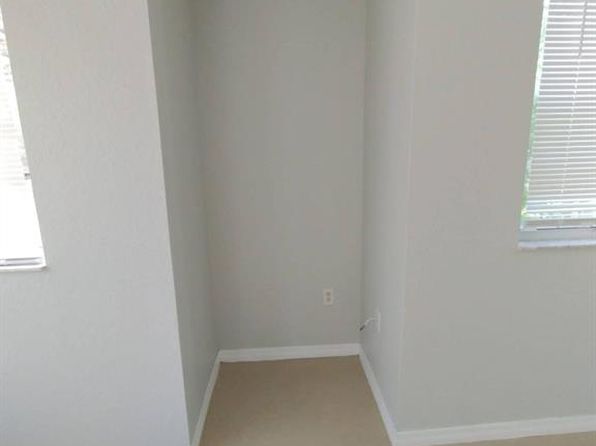 2307 Belmont Ln #2307