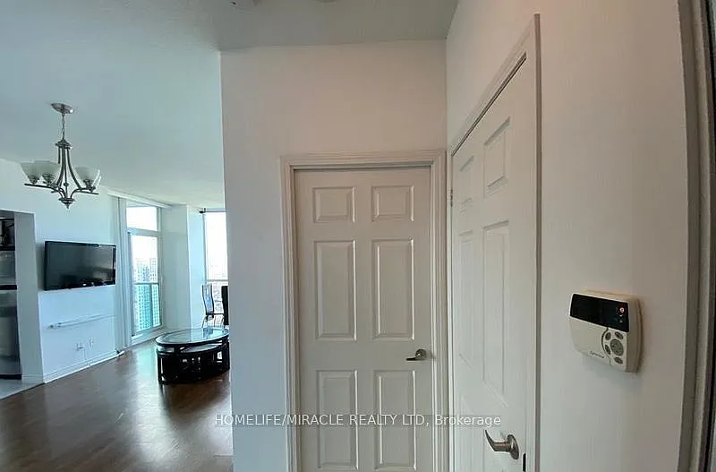 2 bed, $2,700 — Photo 4
