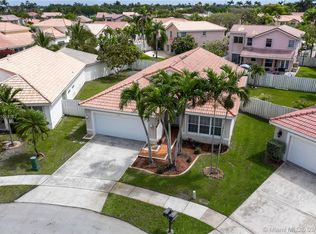 17906 SW 13th Ct, Pembroke Pines, FL 33029
