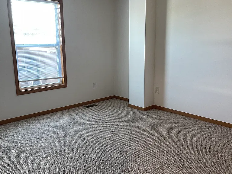 4799 Garfield Rd — Photo 14