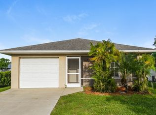 1310 22nd Ave SW, Vero Beach, FL 32962