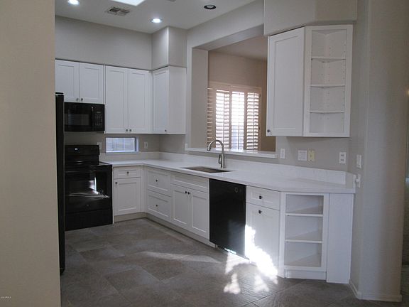 5th image of 366 E Krista Way