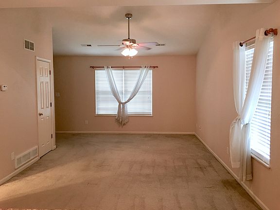 3rd image of 5106-5108 W Louisville Ct #5106