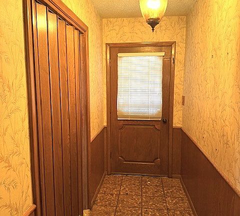3rd image of 4770 S Hudson Pl