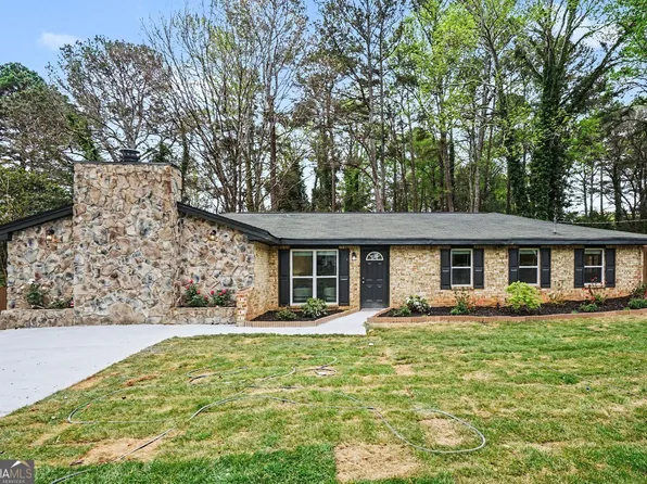 577 Simone Way, Stone Mountain, GA 30087
