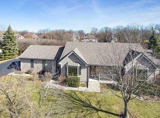 3445 Beckwith Ln, Crete, IL 60417