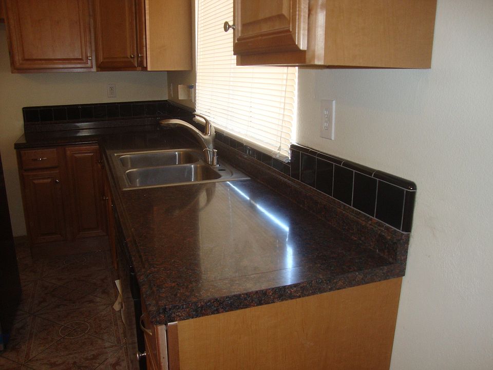 2nd image of 932 Cortina Way