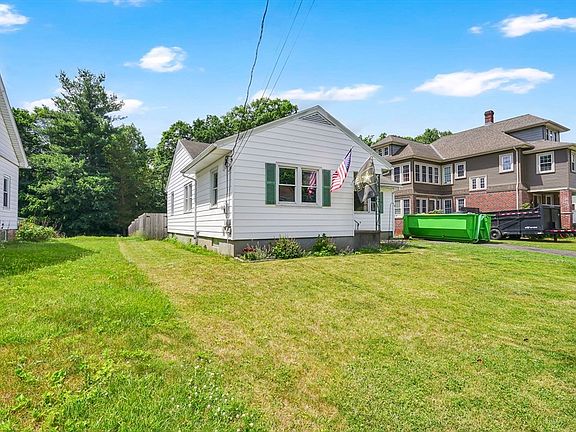 3rd image of 53 Ellerton St