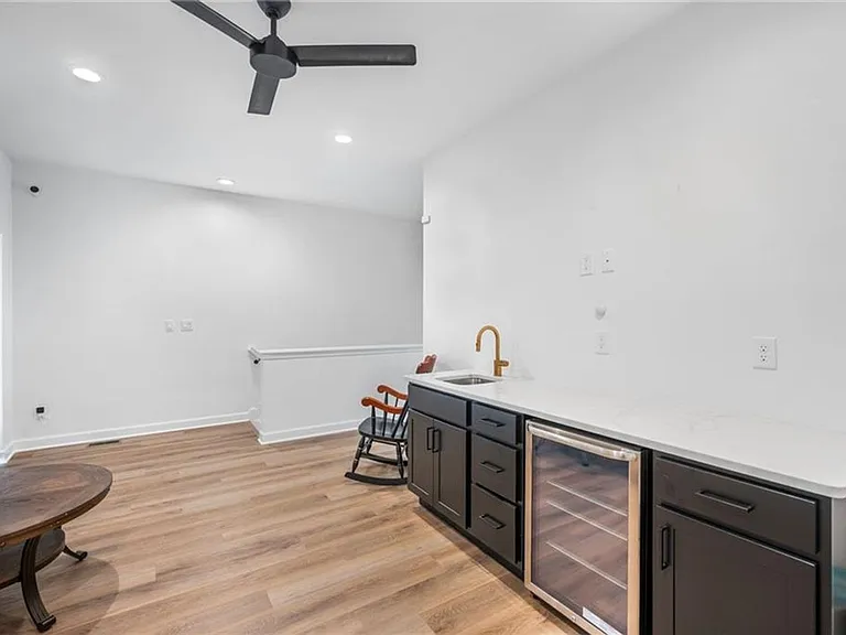 12203 Ashbury Ave — Photo 26