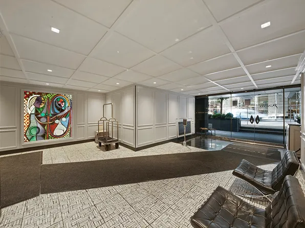 210 East 58th Street image 15 of 19