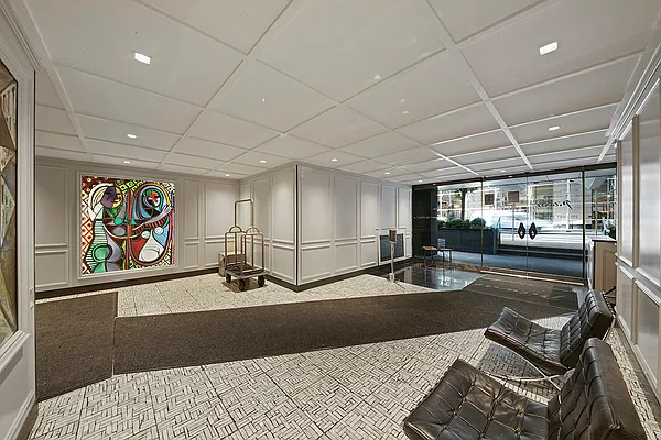 Rented by MNS | media 1