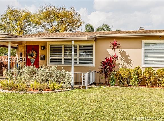 3rd image of 9203 SW 49th Pl