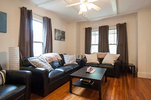 17 Guilford St Photo 1