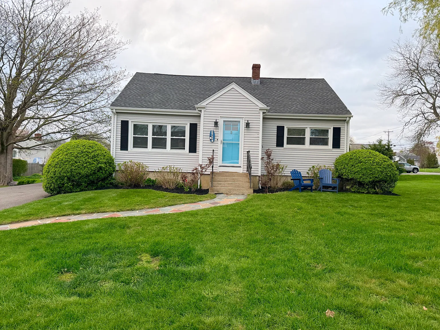 4 bed, 1900 sqft, $3,750 — Photo 1