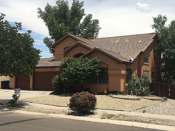 3rd image of 7528 Primrose Dr NW
